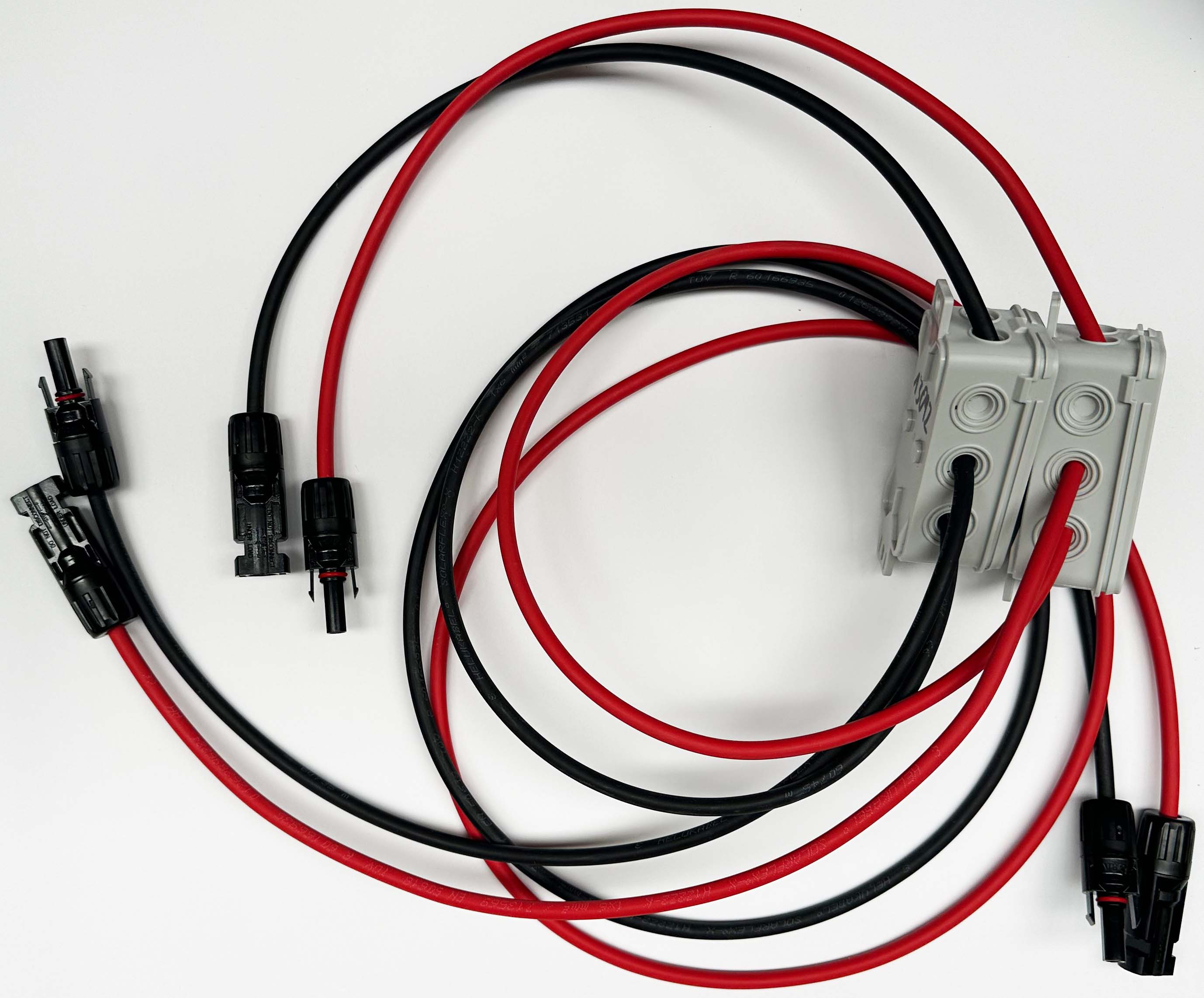 2 x Y-Block für 2 Strings (rot und schwarz)
 Für eine PV-Anlage werden immer eine rote (+) und eine schwarze (-) Leitung benötigt, Längen: je 0,5 + 2 Meter
***Auch im Jahr 2025 Mwst. 0%***
