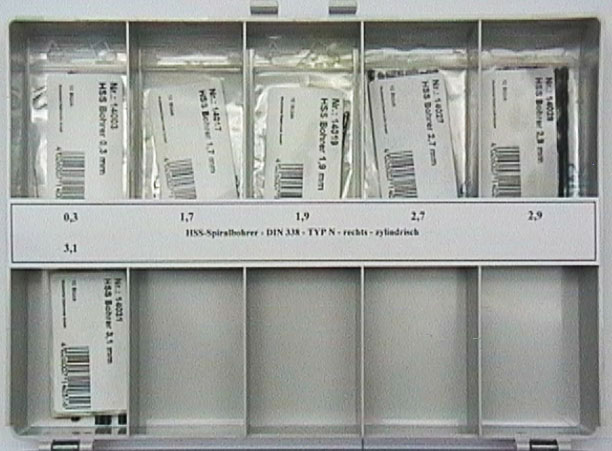 Ergänzungskasten HSS-Bohrer, DIN 338 |
Bohrer: 0,3-1,7-1,9-2,7-2,9 mm