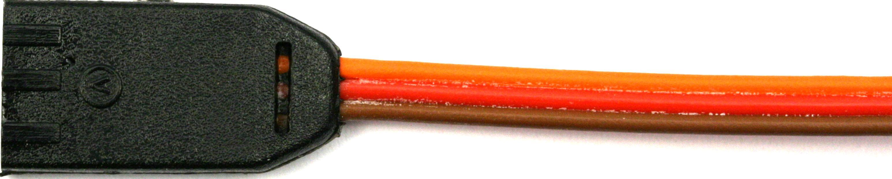 = 58210
Servogegenkabel JR gespritzt, 30 cm |
0,14 mm², PVC-Litze, flach, lose
- Made in Germany -