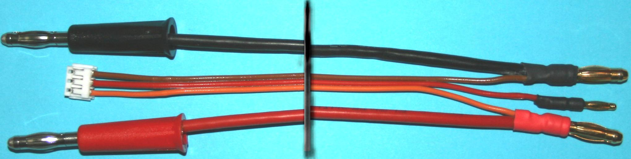 Ladeadapter für Hardcase-Akku, 25 cm Länge |
mit 2,5 mm² Silikonlitze, beidseits Bananenst.,
3 x 0,25 mm², EH auf 2 mm Stecker, verpackt 
- Made in Germany -
