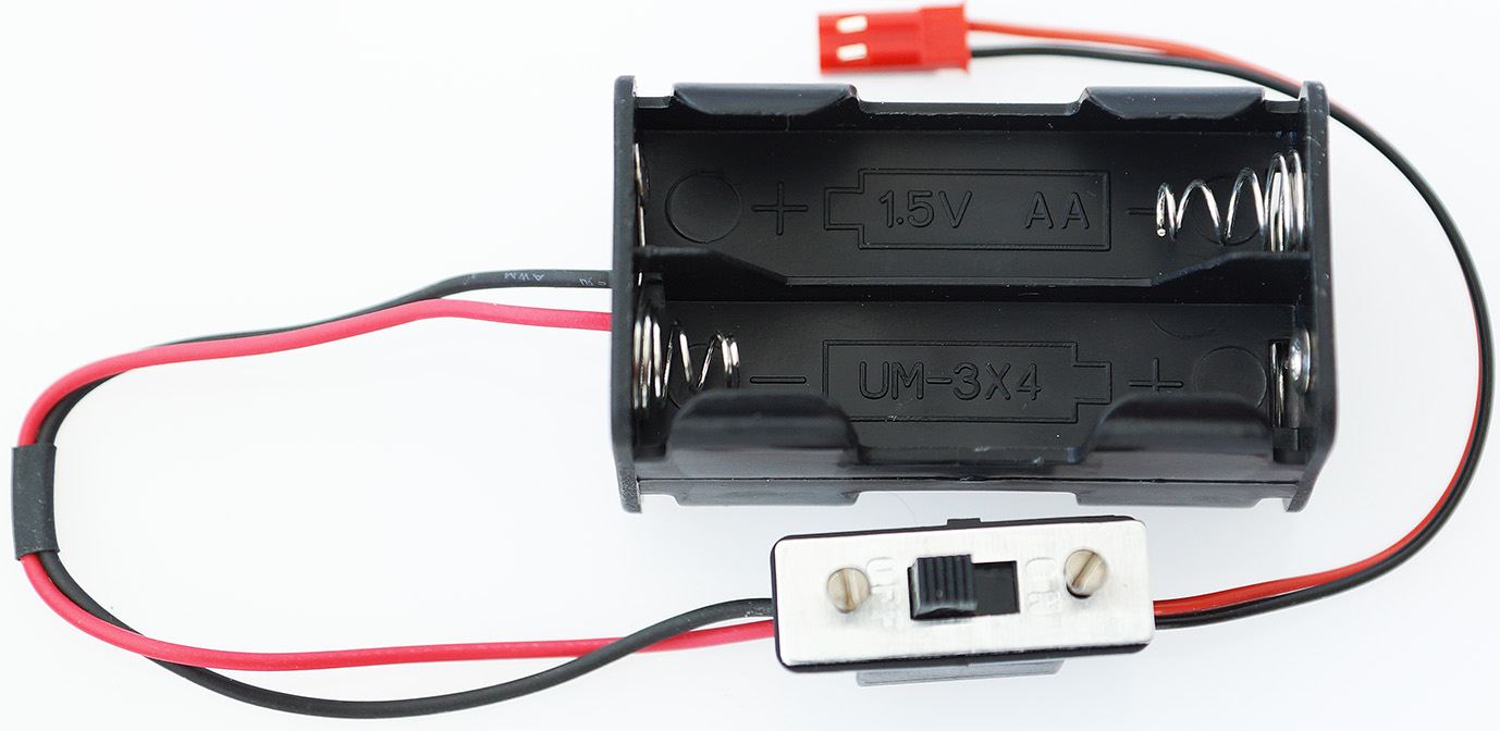 Akkubox BEC mit Schalter |
4 Mignonzellen im Würfel, 
0,25 mm², PVC, 30 cm, verpackt, 
- Made in Germany -