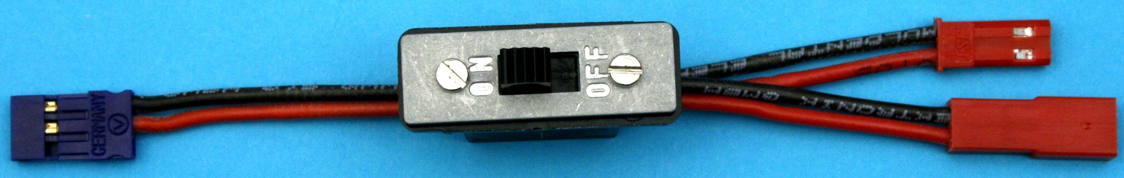 Schalterk. JR-Servost. -> BEC-Stecker |
mit Ladebuchse, 0,5 mm², Silikon, 30 cm, lose 
- Made in Germany -