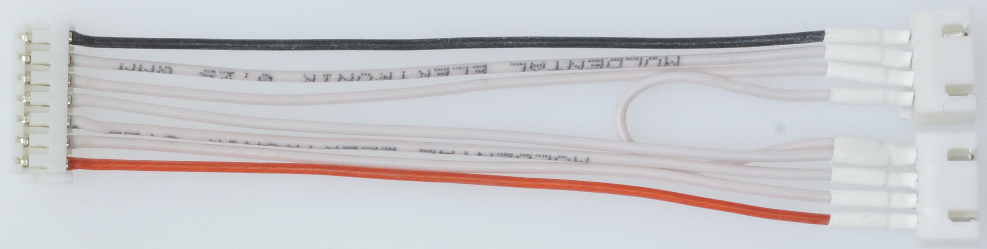 Balancer-Adapterkabel |
7-polig EH-Buchse auf 2 x 4-polig XH-Stecker, 
7 x 0,25 mm², Silikon, 10 cm, lose, 
2 x 3-Zeller XH-Akku auf 6S-EH
- Made in Germany -