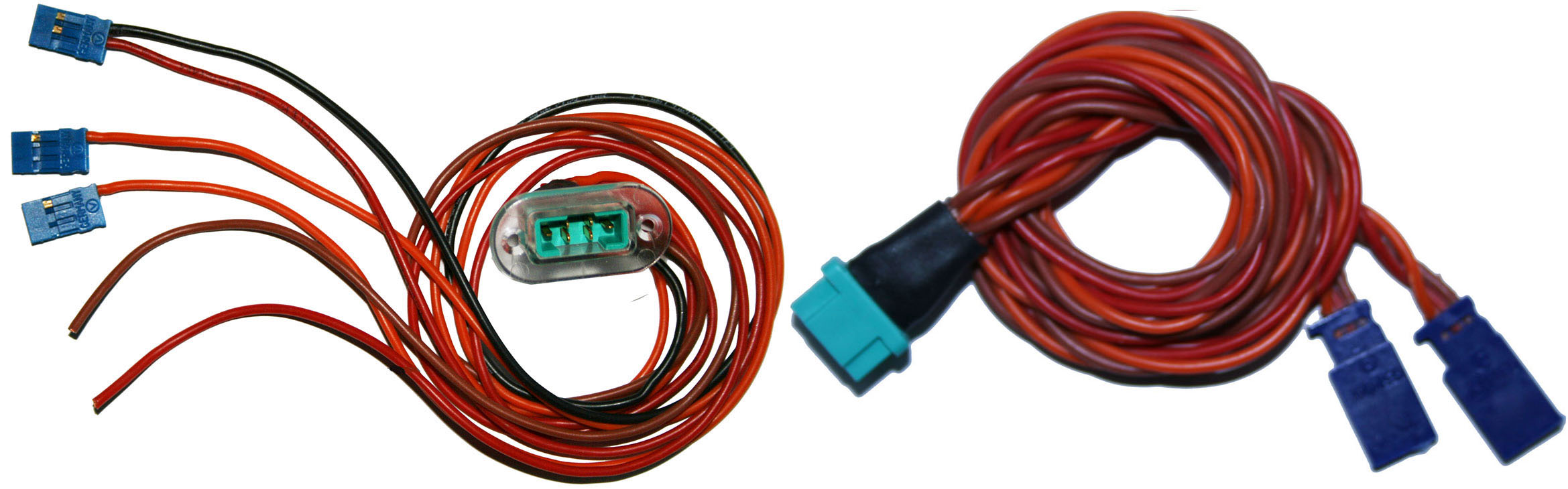 Tragflächenanschlussset Graupn./Futaba |Servodirektstromversorgung, 0,50 mm²,
Silikon, 2 x 50 cm über Hochstromstecker,
beinhaltet 1 x Rumpf- und 1 x 
Tragflächenkabel, lose 
- Made in Germany -
