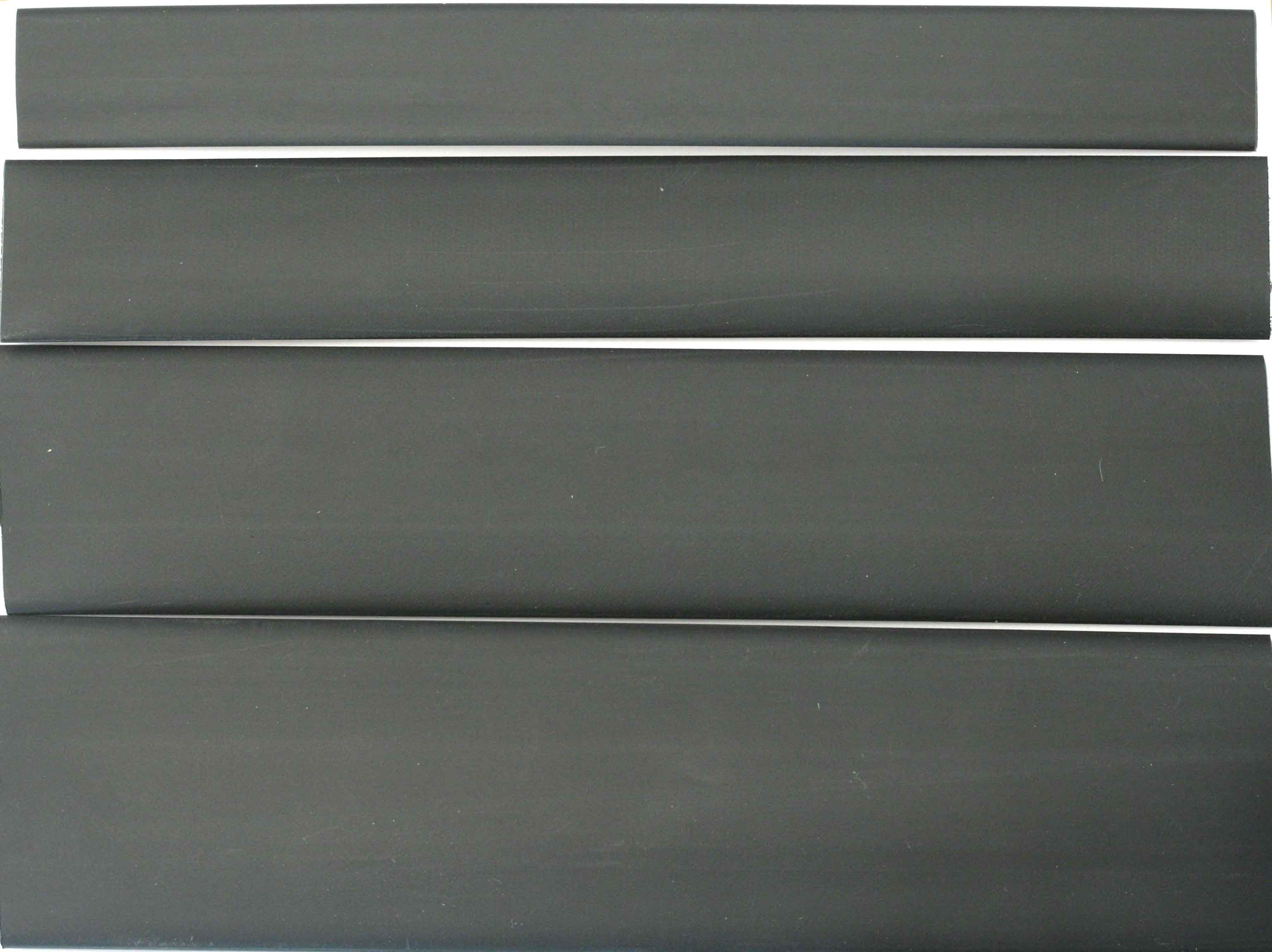 Schrumpfschlauchsortiment 1 schwarz,15 cm |
je 1 x 9,5 - 12,7 - 19,0 - 25,4 mm